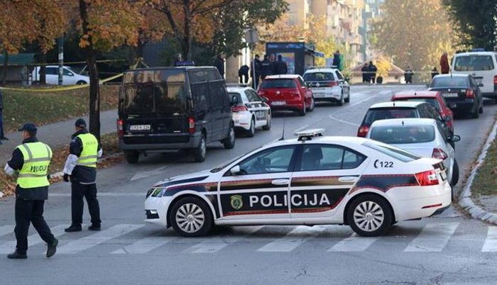 5bd32fb0-0ba0-46b4-ba66-76490a0a0a7e-sarajevo-policija-policajac-1-700x402-1.jpg