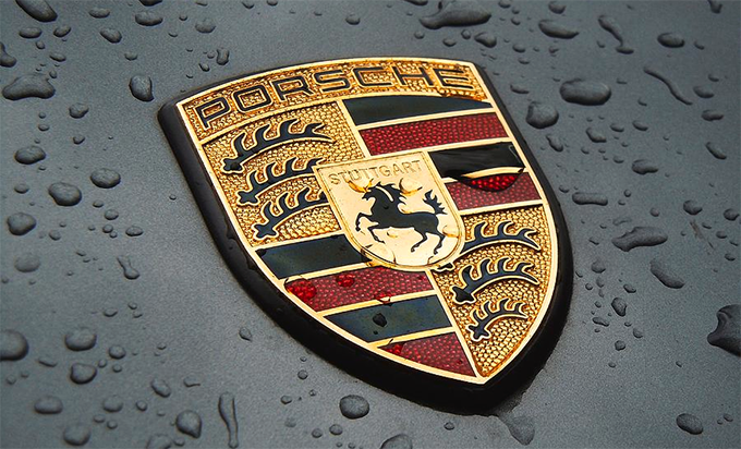 porsche_png.png