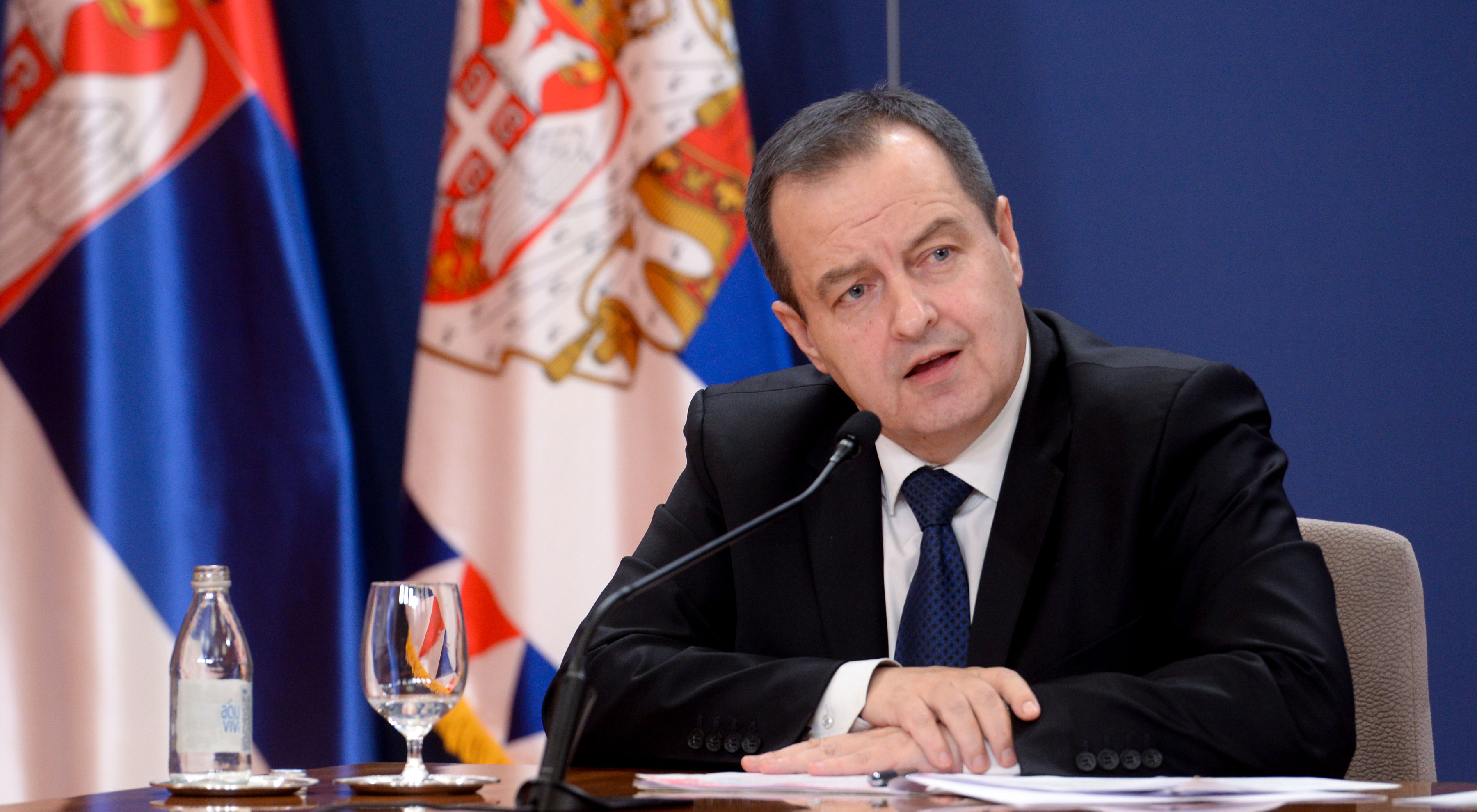 621a4a1aa8ca0-dacic.jpg