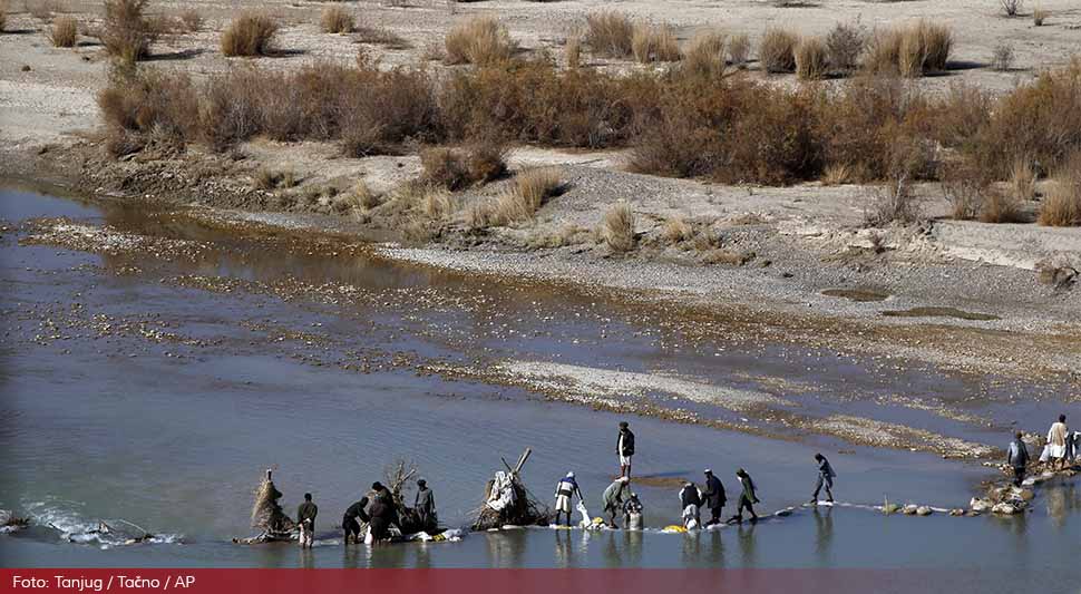poplave-avganistan-atv.jpg