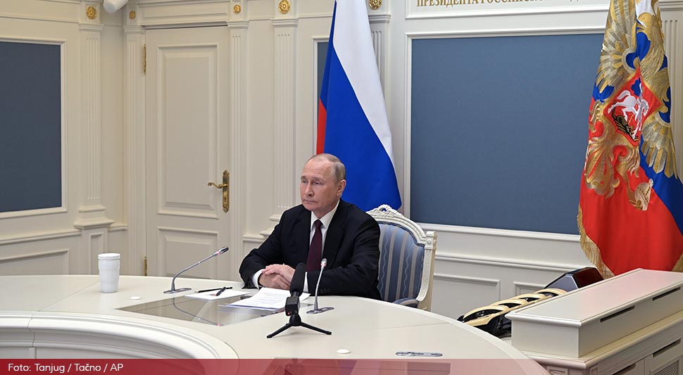 63592bd6e370b-putin.jpg