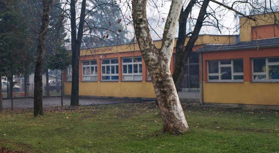 Skola.JPG