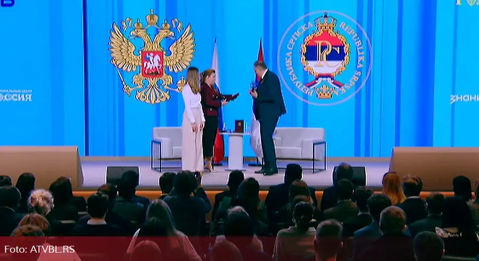 SI-PRENOS_DODIK_4-080525-7401.webp
