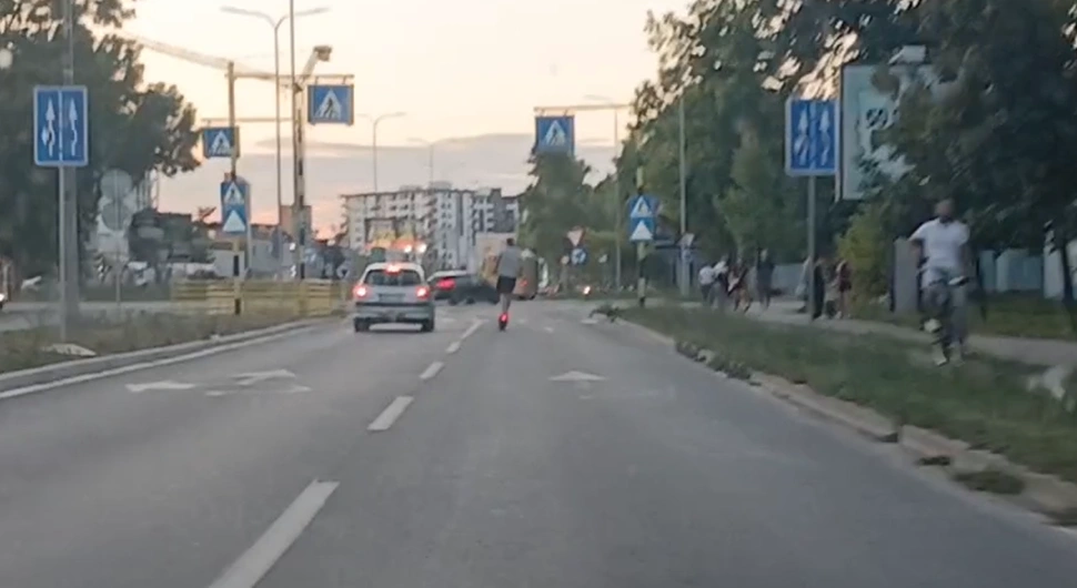 тротинет.webp